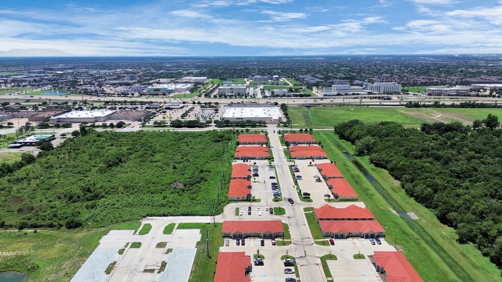 2743 Smith Ranch Rd, Pearland, TX for lease - Building Photo - Image 2 of 2