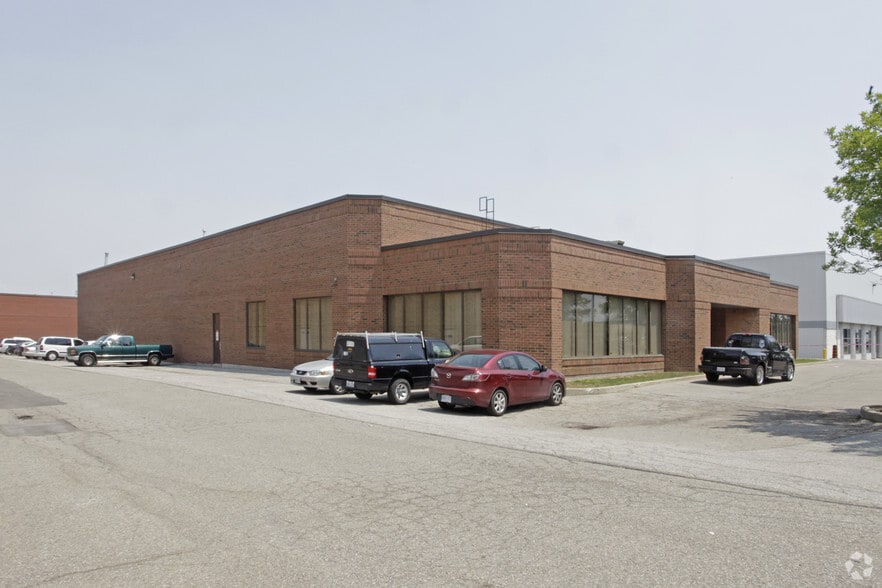 6611 Edwards Blvd, Mississauga, ON for sale - Primary Photo - Image 1 of 1