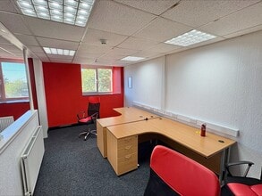 Osborne St, Oldham for lease Interior Photo- Image 2 of 2