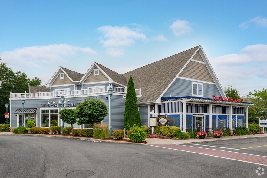 71 South County Commons Way, South Kingstown, RI for sale - Primary Photo - Image 1 of 1