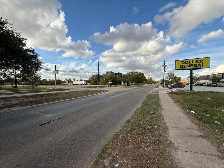 9631 Scott st, Houston, TX for sale - Building Photo - Image 3 of 3