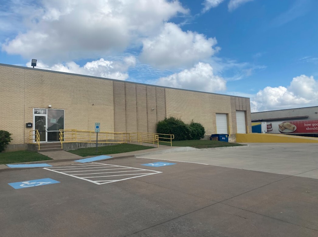 721 N Great Southwest Pky, Arlington, TX for lease Building Photo- Image 1 of 13