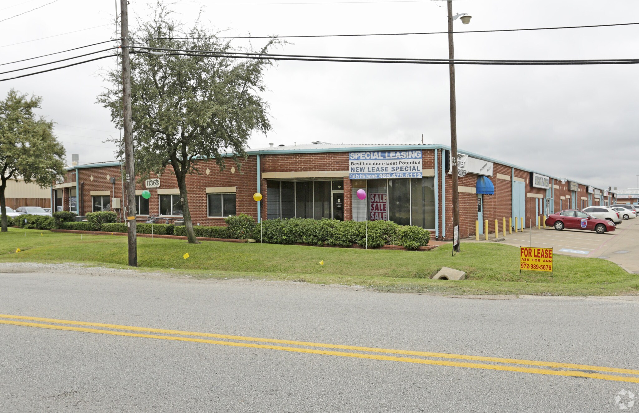 11363 Denton Dr, Dallas, TX for sale Primary Photo- Image 1 of 1