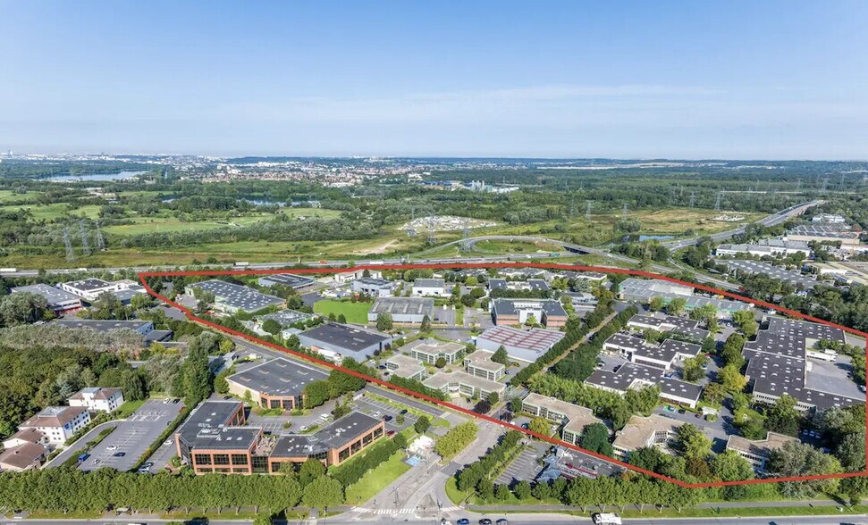 Flex in Saint-Thibault-des-Vignes for lease - Aerial - Image 2 of 2