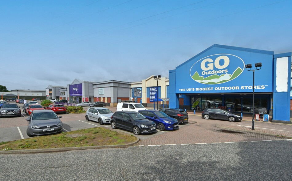 Clough Rd, Hull for lease - Building Photo - Image 2 of 5