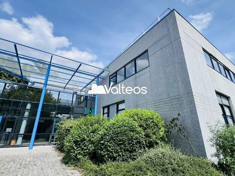Office in Labège for lease - Building Photo - Image 1 of 8