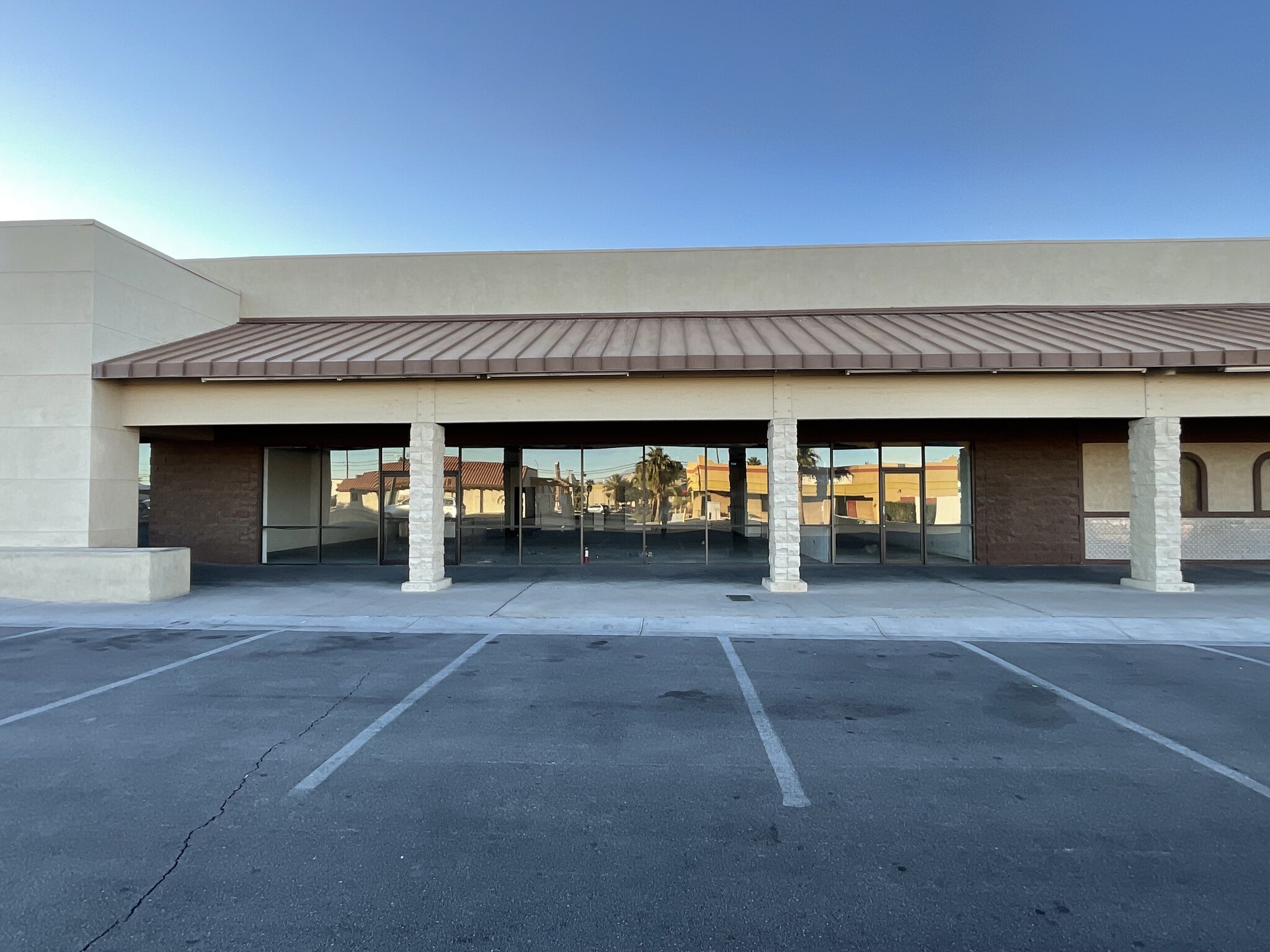 3055 E Tropicana Rd, Las Vegas, NV for lease Building Photo- Image 1 of 1