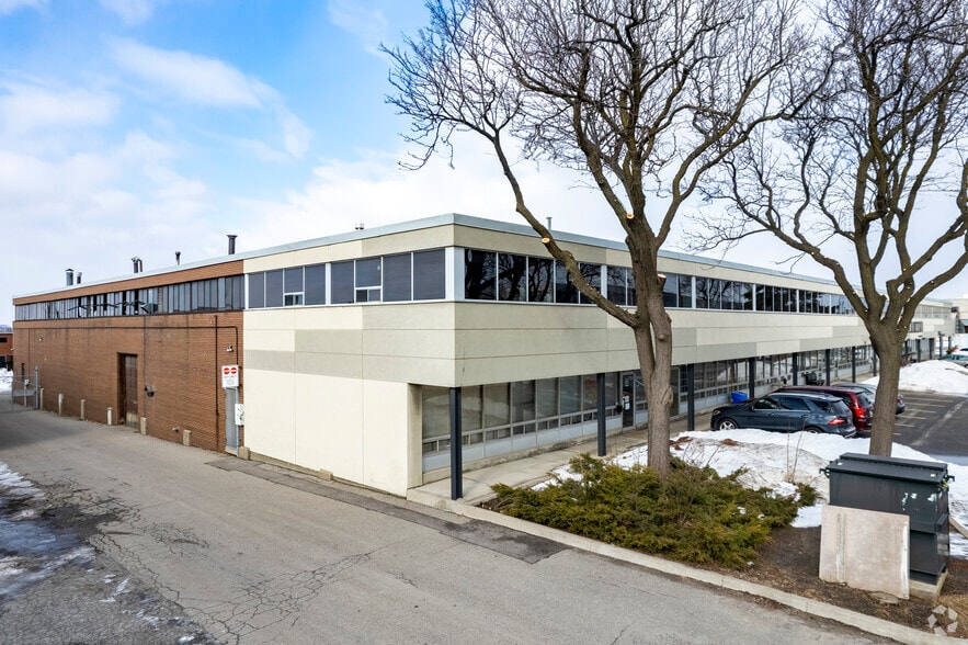 78 Signet Dr, Toronto, ON for lease - Building Photo - Image 2 of 5