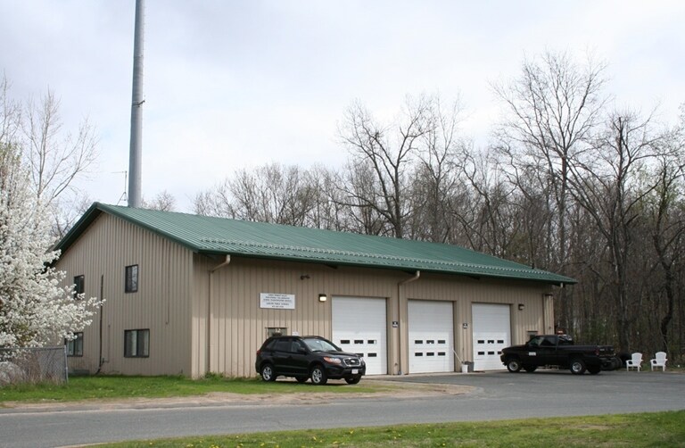 12 Carmelinas Cir, Ludlow, MA for sale - Primary Photo - Image 1 of 1