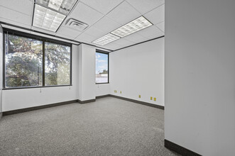 6210 Campbell Rd, Dallas, TX for lease Interior Photo- Image 1 of 9