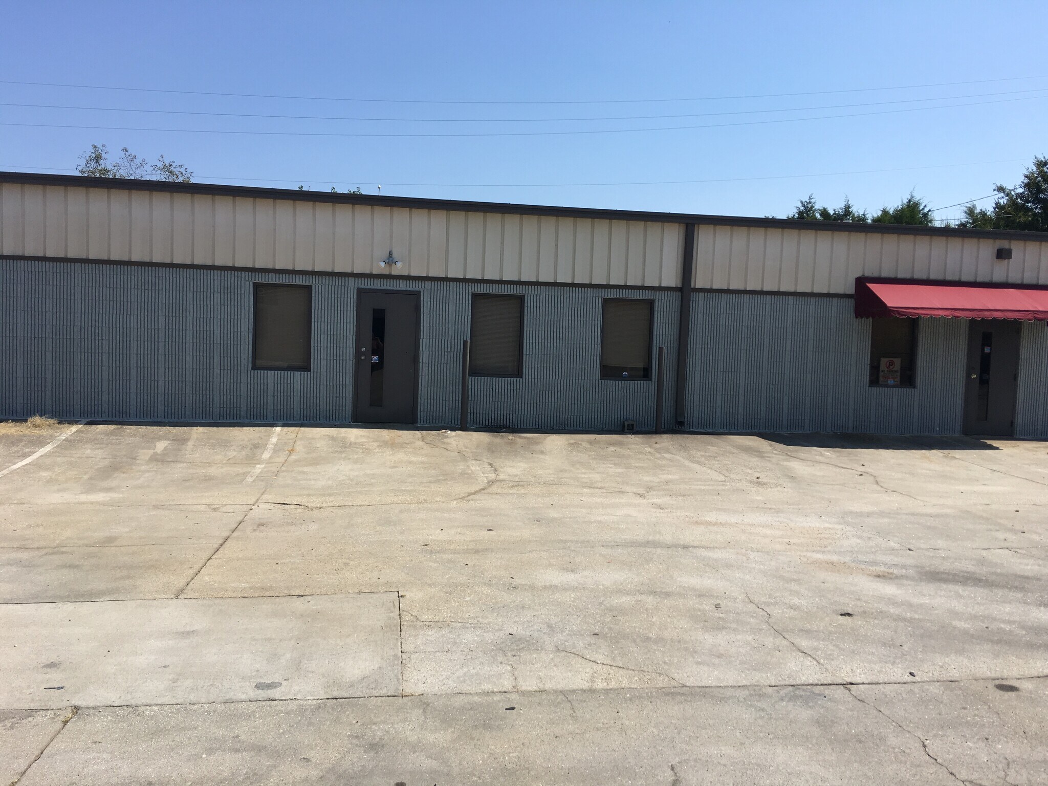 1112 Brett Dr SW, Conyers, GA 30094 Flex for Sale