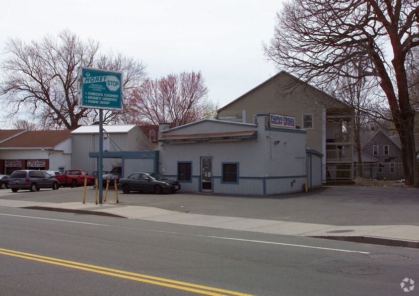 1098 Chicopee St, Chicopee, MA for sale - Primary Photo - Image 1 of 1