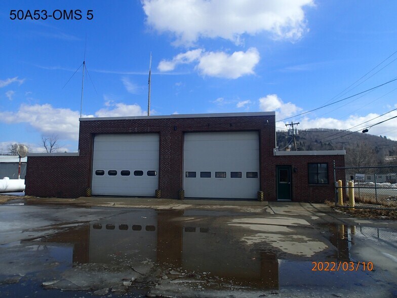 286 Hill Street st, Lyndonville, VT 05851