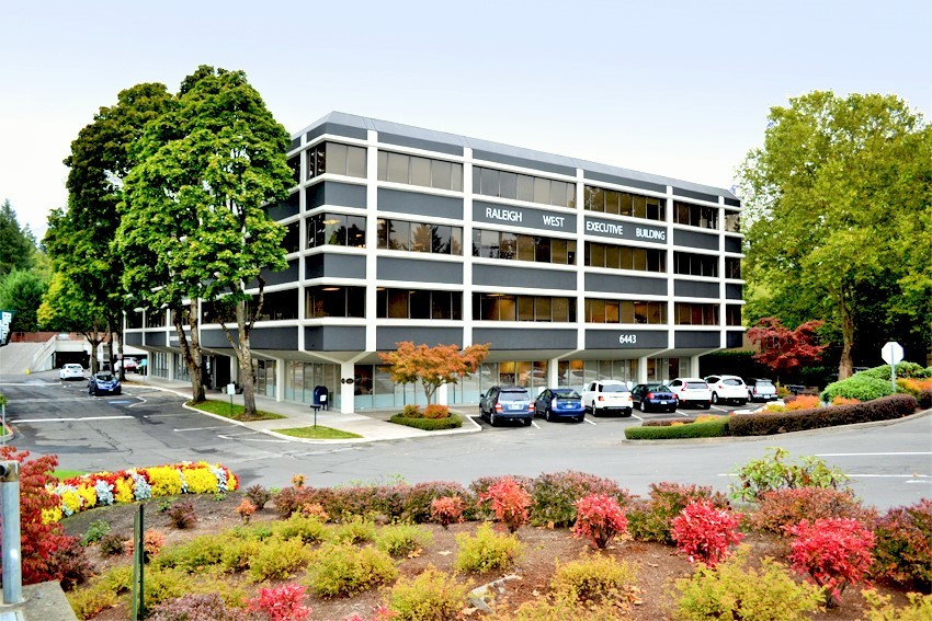 6443 SW Beaverton Hillsdale Hwy, Portland, OR for lease - Building Photo - Image 1 of 3