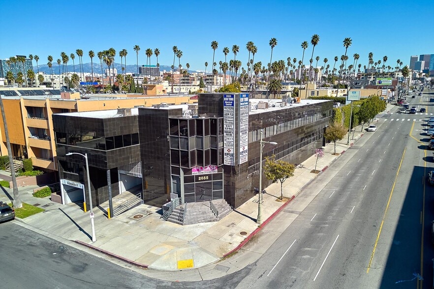 2655 W Olympic Blvd, Los Angeles, CA for lease - Building Photo - Image 1 of 4