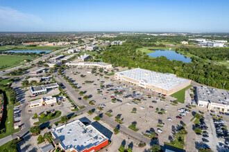 Shadow Creek Pkwy & Hwy 2, Pearland, TX - aerial  map view