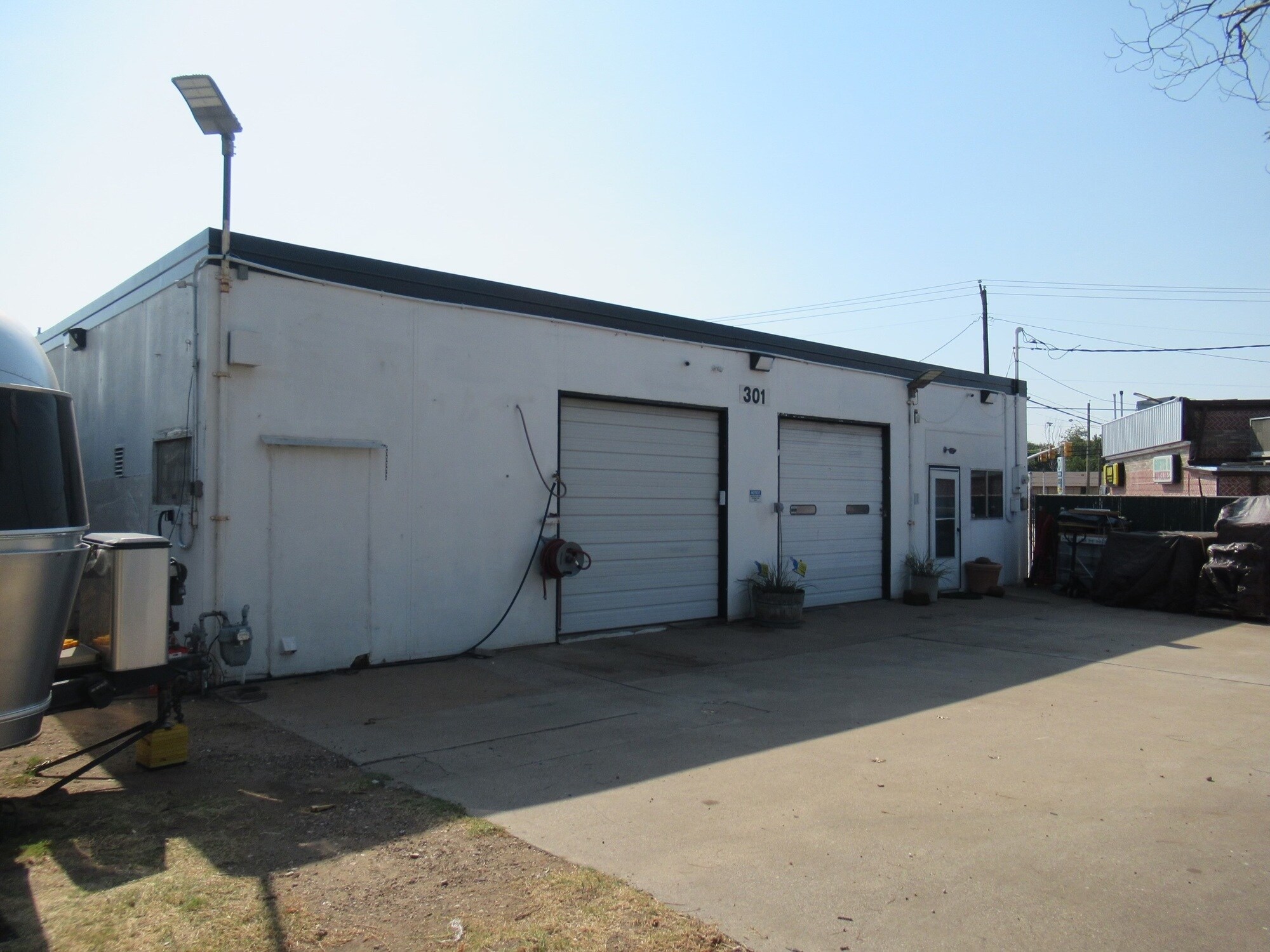 215-301 Skyway, Euless, TX for sale Primary Photo- Image 1 of 1