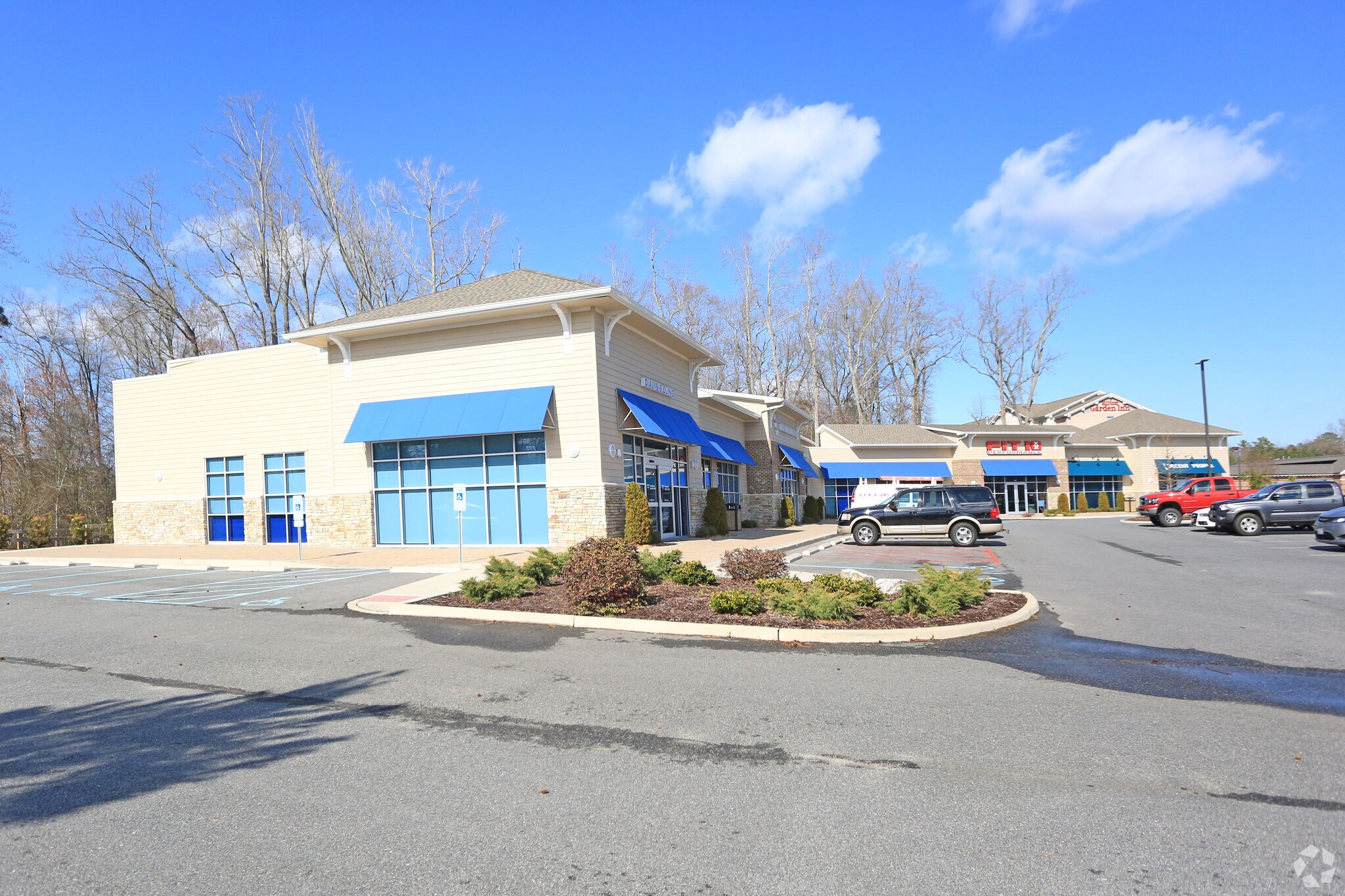 Harbour View Blvd, Suffolk, VA 23435 Riverfront Shoppes