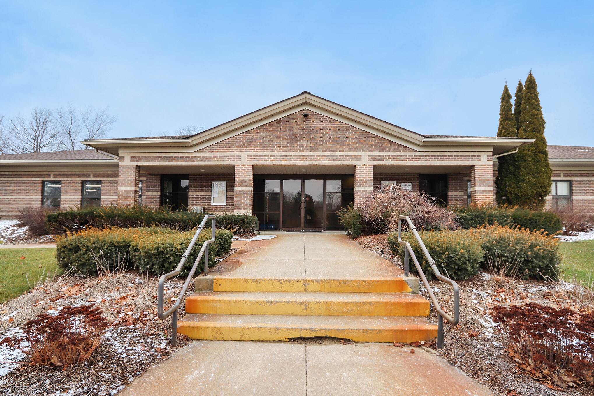 250 S Maple St Se, Caledonia, MI for sale Primary Photo- Image 1 of 1