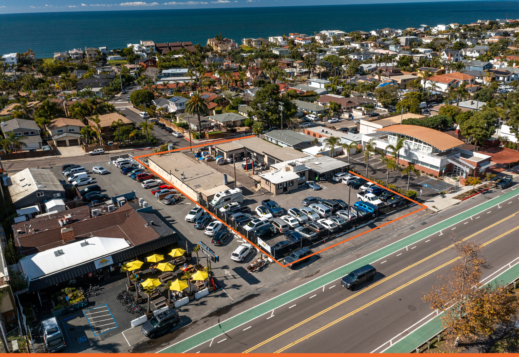 204 N Coast Highway 101, Encinitas, CA for sale Primary Photo- Image 1 of 6