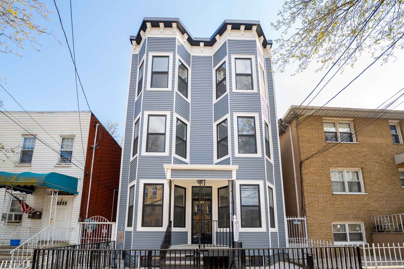 100 Lincoln St, Jersey City, Nj 07307 - Multifamily For Sale 