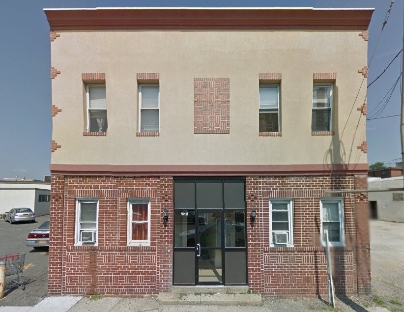 203 E Merrick Rd, Freeport, NY for sale Primary Photo- Image 1 of 1