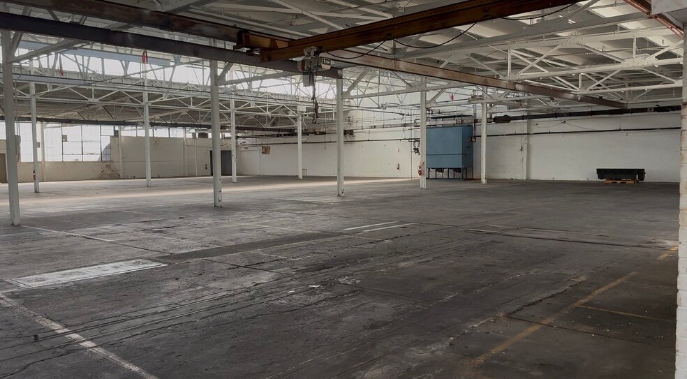 98 Highland Ave, Oaks, PA for lease - Building Photo - Image 2 of 4