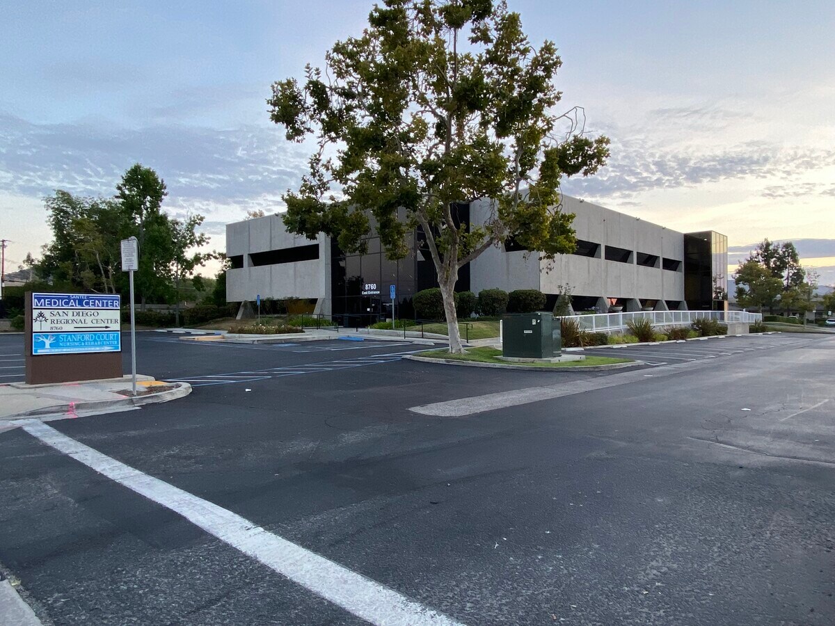 8760 Cuyamaca St, Santee, CA 92071