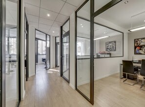 27 Boulevard Malesherbes, Paris for lease Interior Photo- Image 1 of 8