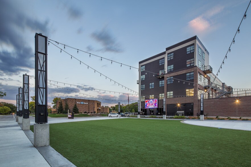 444 Sheyenne St, West Fargo, ND 58078 Sheyenne Plaza