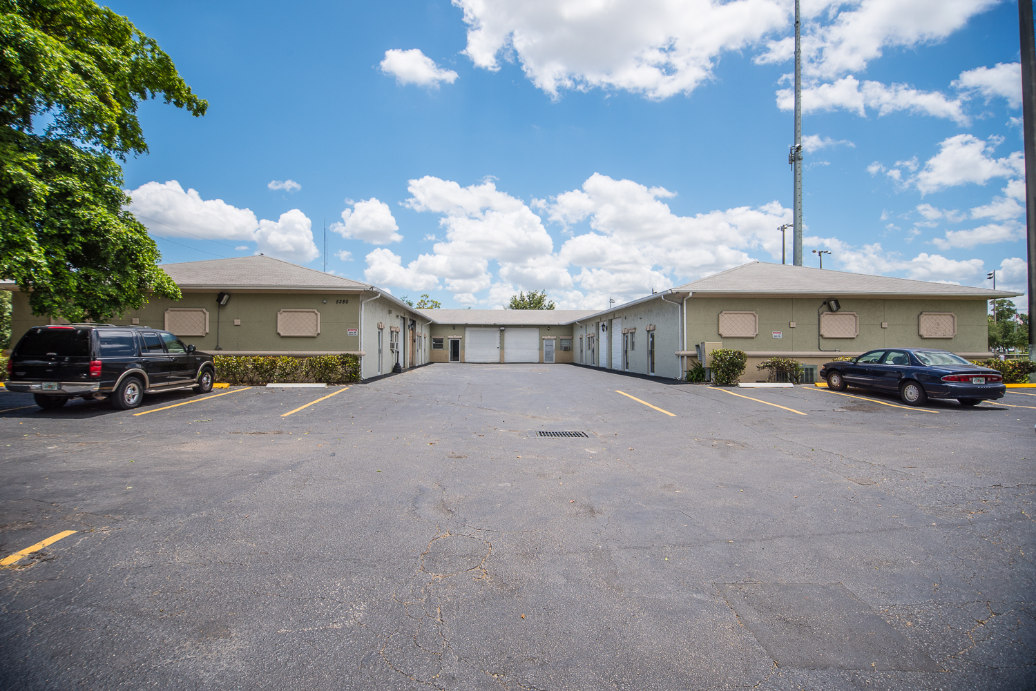 5280 10th Ave N, Greenacres, FL for lease Building Photo- Image 1 of 14