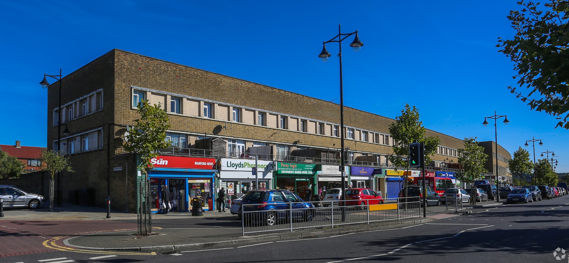 157 Manford Way, Chigwell, IG7 4DN