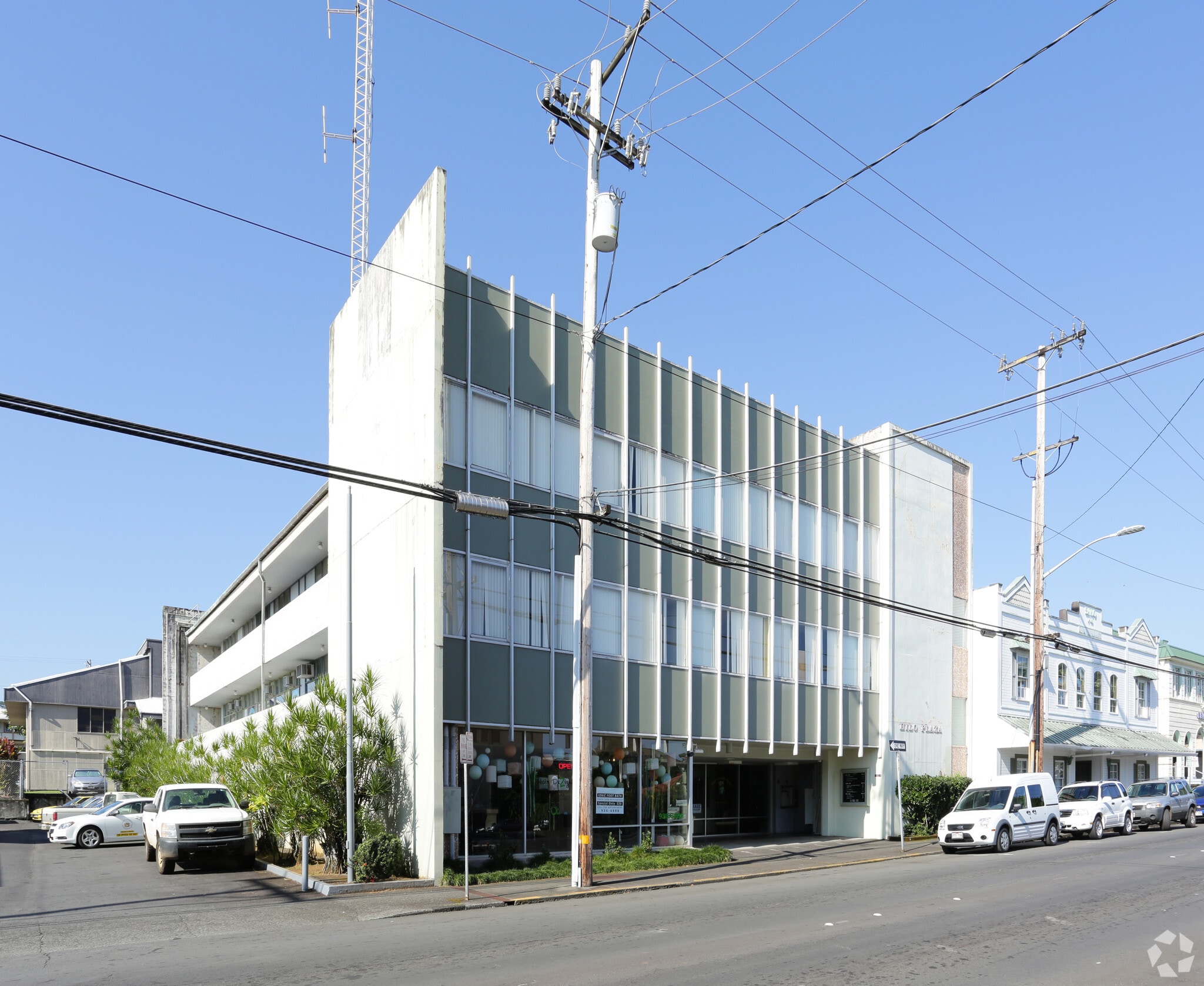 180 Kinoole St, Hilo, HI for lease Primary Photo- Image 1 of 14