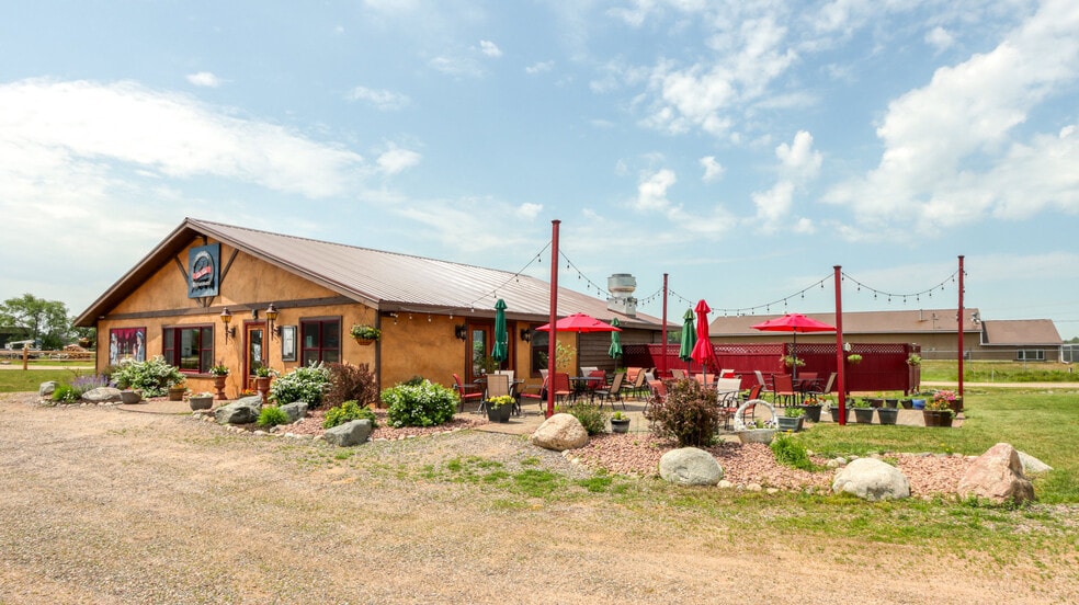 1114 Bluebird rd, Eagle River, WI for sale - Building Photo - Image 2 of 37