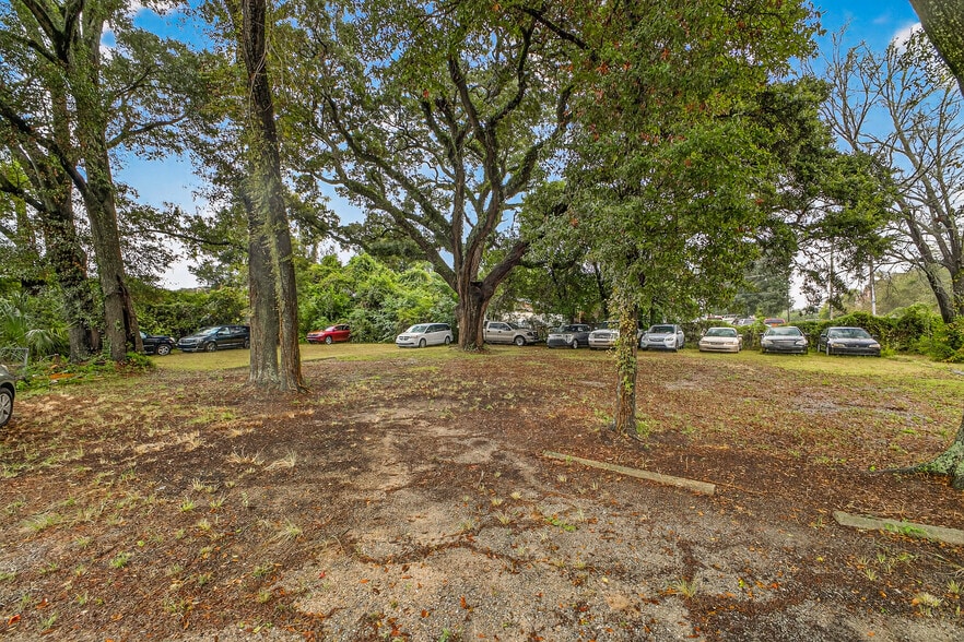 1500 N Pace Blvd, Pensacola, FL for sale - Building Photo - Image 3 of 60