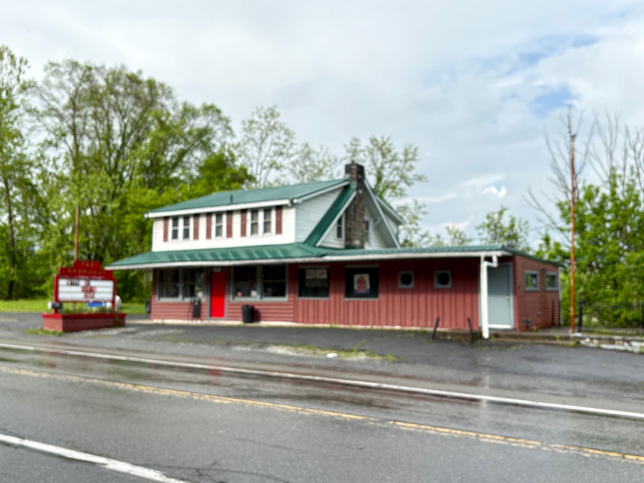 4285 N Delaware Dr, Mount Bethel, PA for sale Building Photo- Image 1 of 8