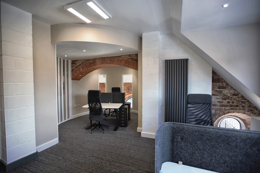 55 Grove Rd, Harrogate for lease - Primary Photo - Image 1 of 7