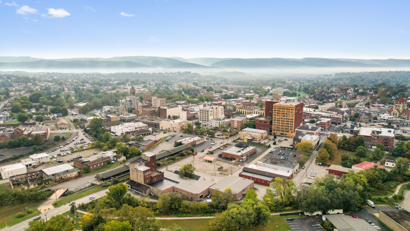 4751 Pittsburgh St, Uniontown, PA 15401