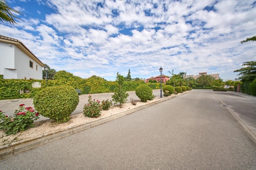 de la Romana, 5, Vegas del Genil, Granada for sale - Building Photo - Image 2 of 20