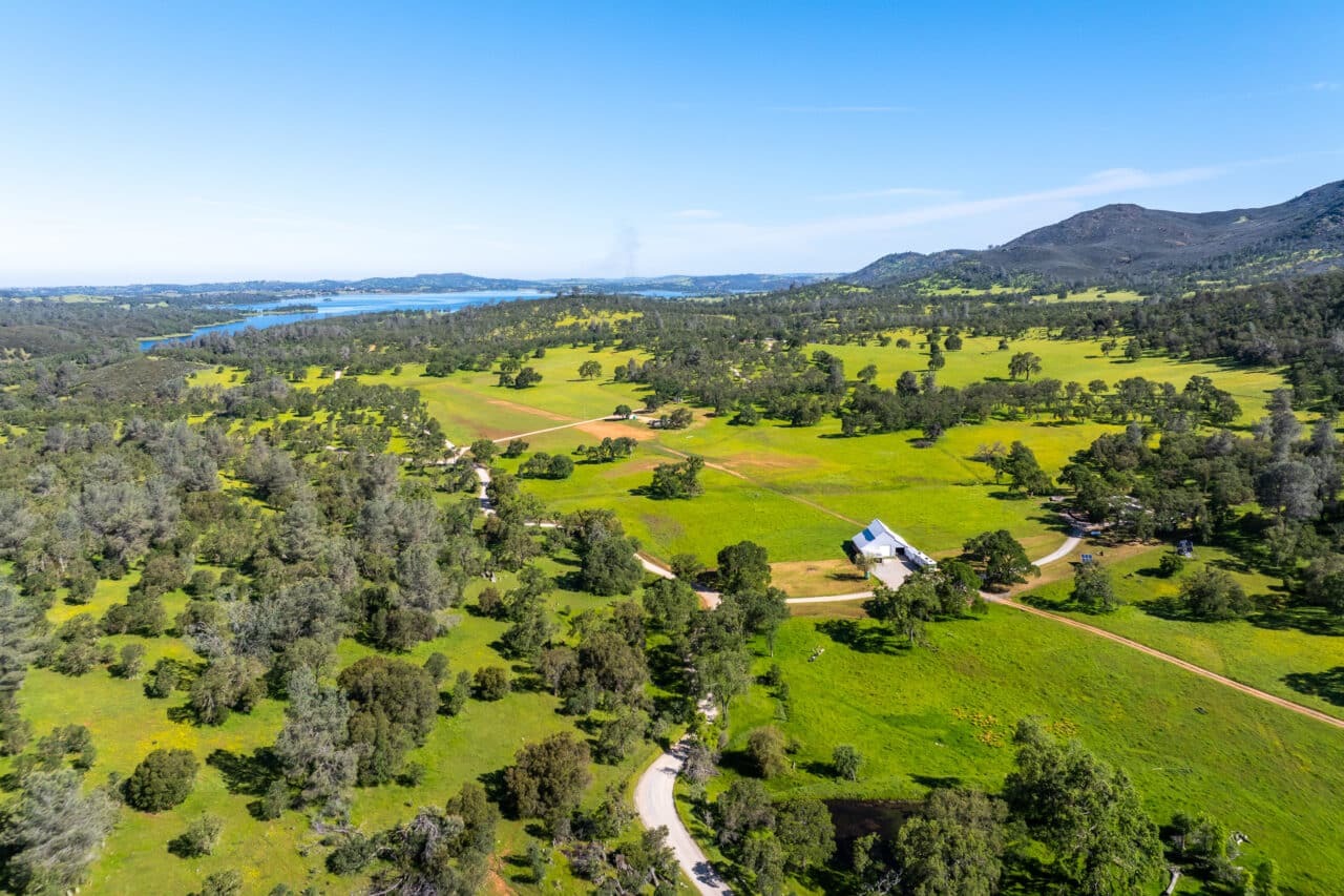 8591 Hogan Dam Rd, Valley Springs, CA for sale Primary Photo- Image 1 of 86