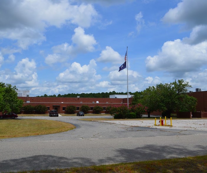 146 W Country Club Rd, Hamer, SC for lease - Building Photo - Image 1 of 7