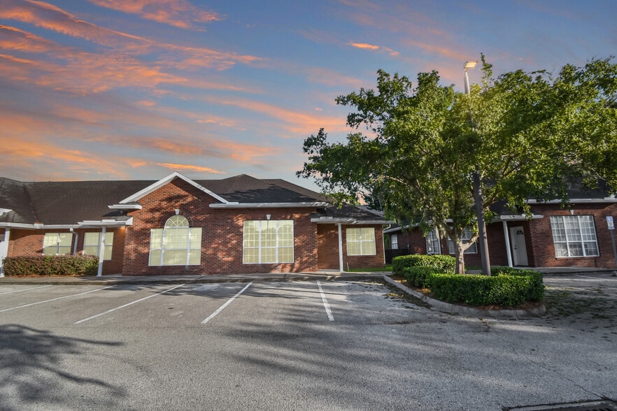 5911 Timuquana Rd, Jacksonville, FL for lease - Building Photo - Image 1 of 9