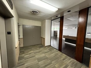 1451 S King St, Honolulu, HI for lease Interior Photo- Image 2 of 17