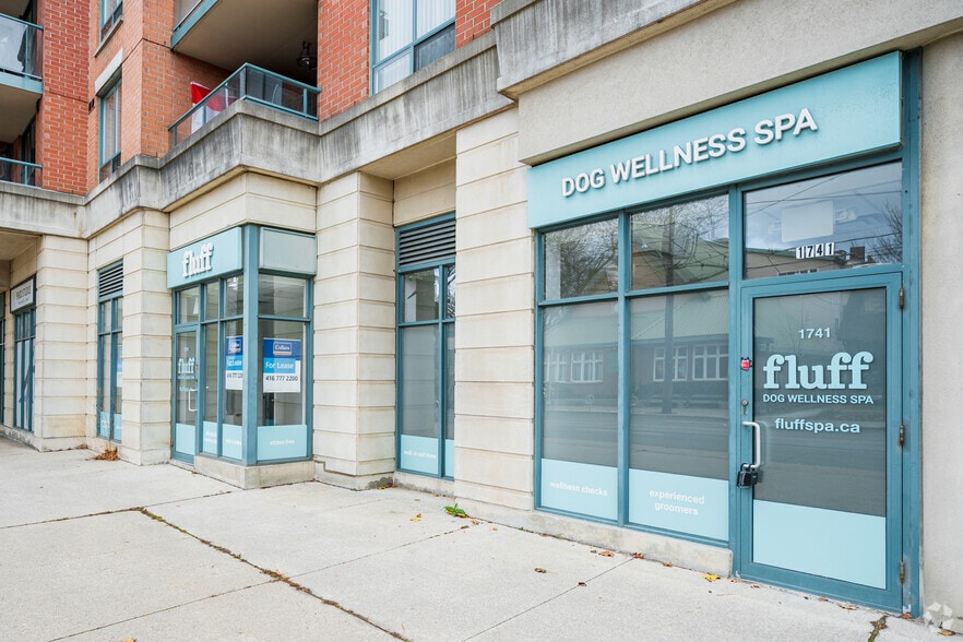 1733-1745 Queen St E, Toronto, ON for lease - Building Photo - Image 2 of 4