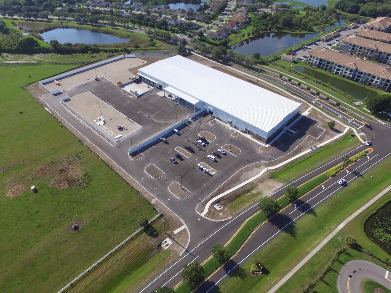 6101 Sawyer Loop Rd, Sarasota, FL for sale - Building Photo - Image 1 of 1