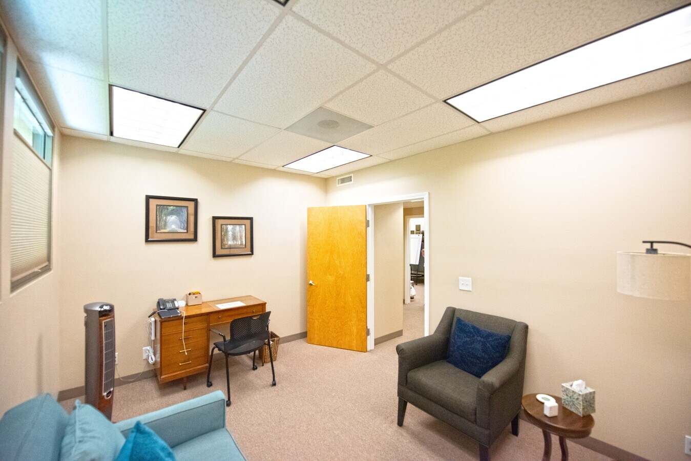 5479 E Abbeyfield St, Long Beach, CA 90815