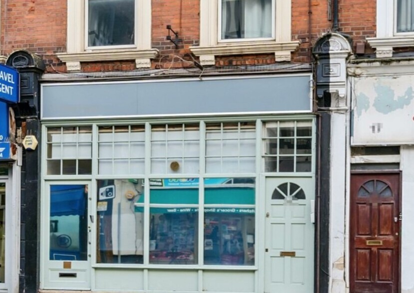 15 High Rd, London for lease - Primary Photo - Image 1 of 2