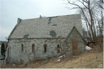 19 W Main St, Fonda, NY for sale - Primary Photo - Image 1 of 1