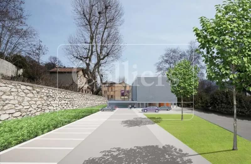 Office in Marseille for lease - Building Photo - Image 3 of 4