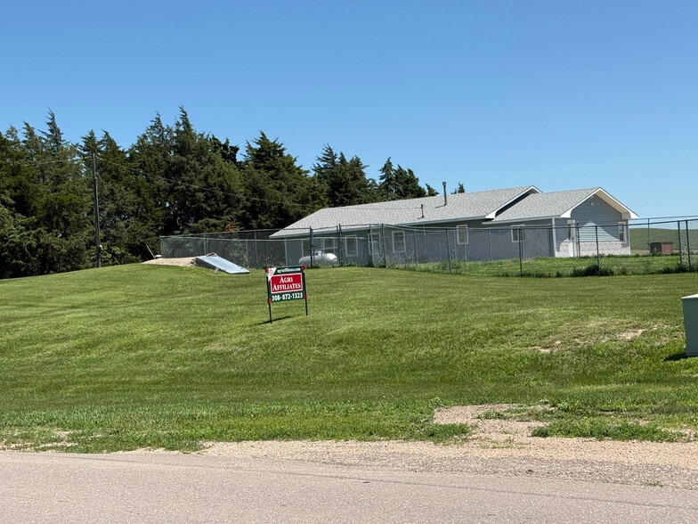 44003 Road 801, Broken Bow, NE for sale - Building Photo - Image 1 of 15